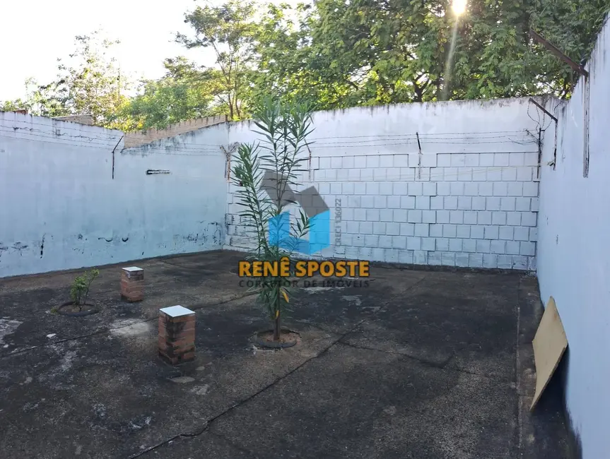 Foto 3 de Casa com 2 quartos à venda, 227m2 em Sao Pedro - SP