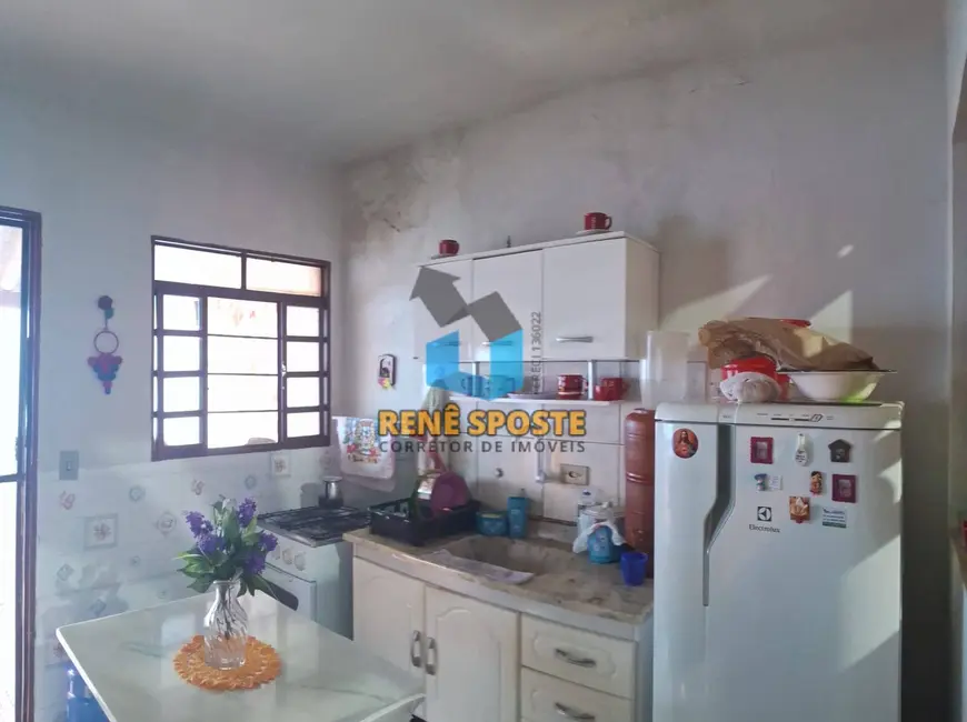 Foto 9 de Casa com 2 quartos à venda, 227m2 em Sao Pedro - SP