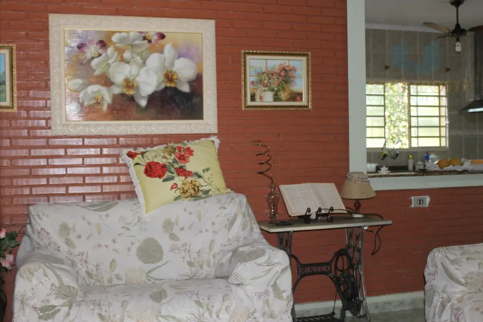 Foto 6 de Casa com 3 quartos à venda, 704m2 em Sao Pedro - SP