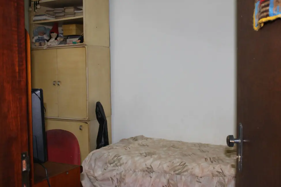 Foto 7 de Casa com 3 quartos à venda, 704m2 em Sao Pedro - SP