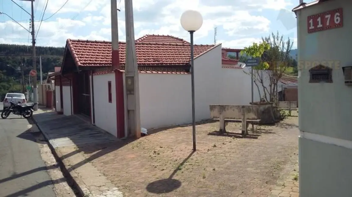 Foto 2 de Casa com 2 quartos à venda, 360m2 em Sao Pedro - SP