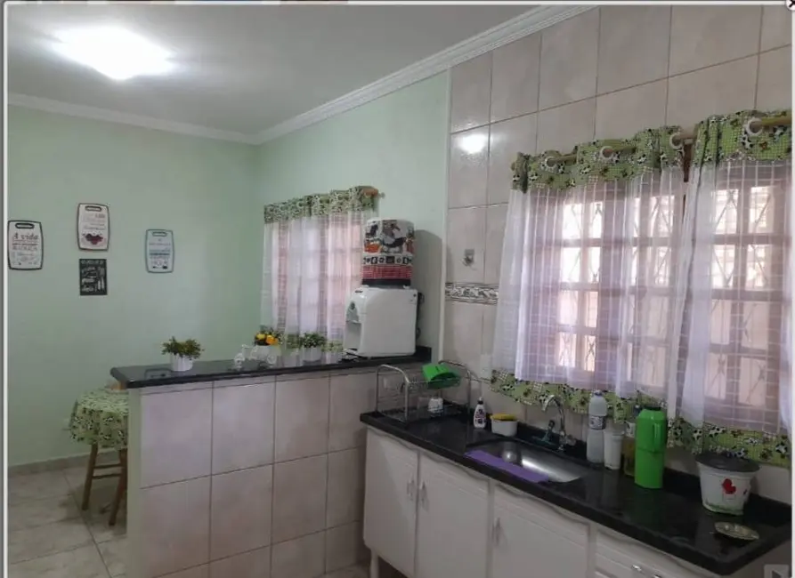 Foto 6 de Casa com 3 quartos à venda, 751m2 em Sao Pedro - SP