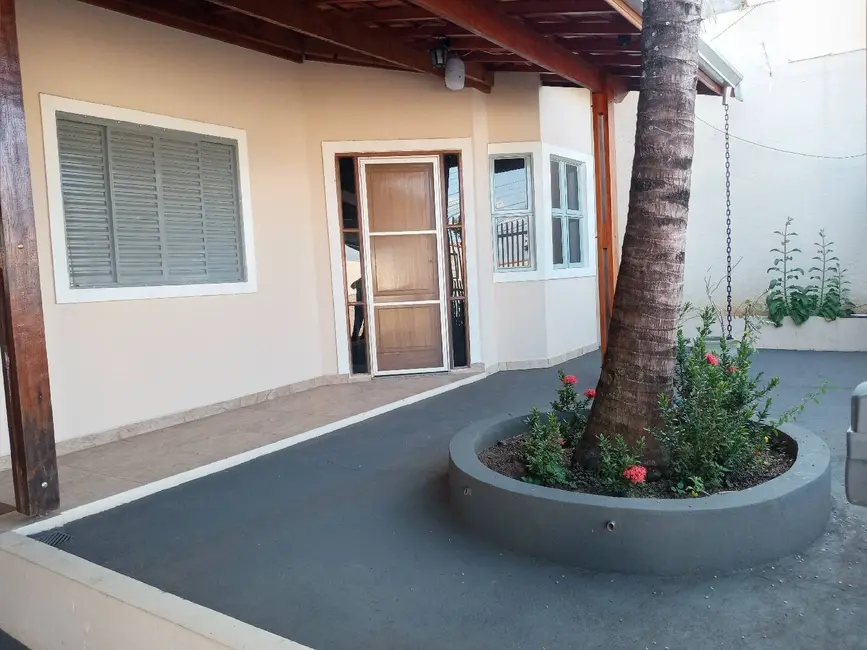 Foto 1 de Casa com 3 quartos à venda, 290m2 em Sao Pedro - SP