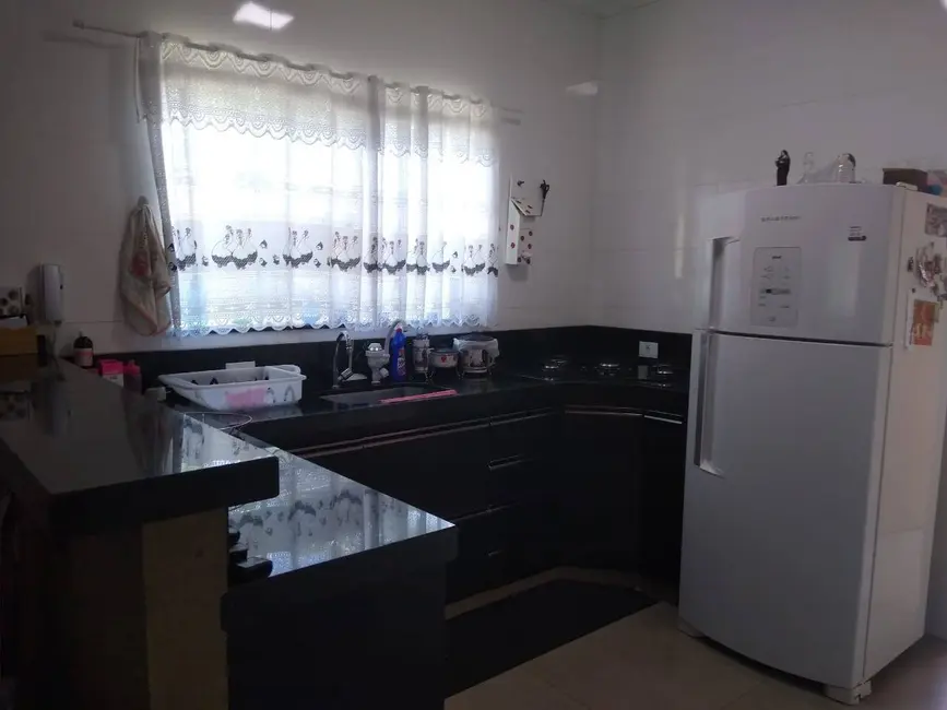 Foto 6 de Casa com 3 quartos à venda, 340m2 em Santa Cruz, Sao Pedro - SP
