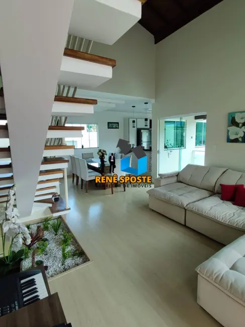 Foto 3 de Casa com 3 quartos à venda, 300m2 em Sao Pedro - SP