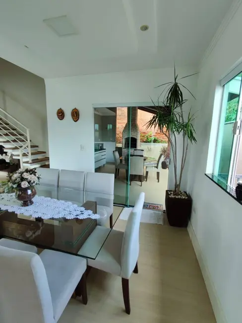 Foto 5 de Casa com 3 quartos à venda, 300m2 em Sao Pedro - SP