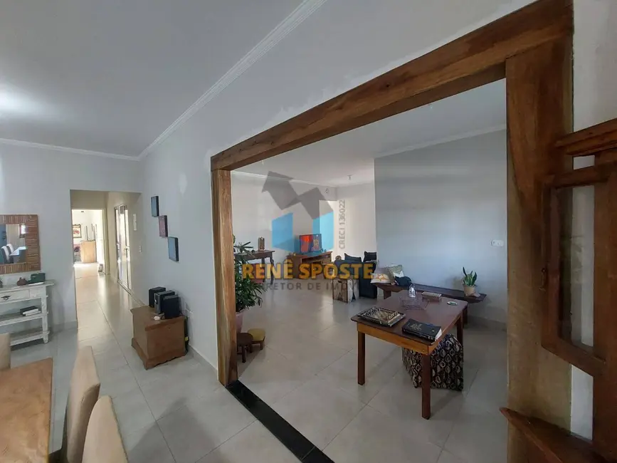 Foto 6 de Casa com 4 quartos à venda, 300m2 em Sao Pedro - SP