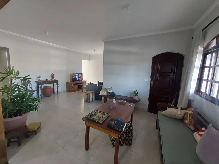 Foto 7 de Casa com 4 quartos à venda, 300m2 em Sao Pedro - SP
