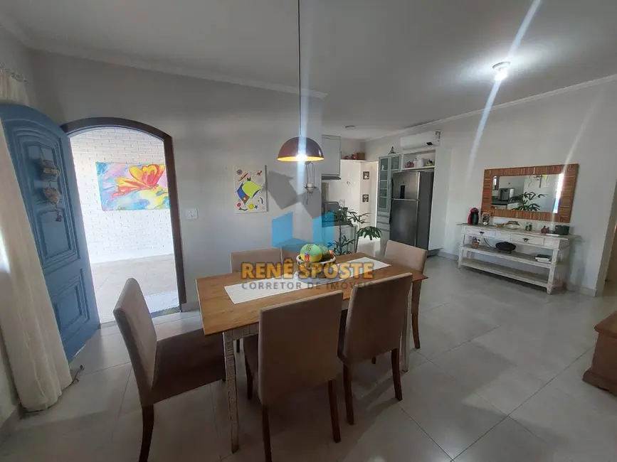 Foto 3 de Casa com 4 quartos à venda, 300m2 em Sao Pedro - SP