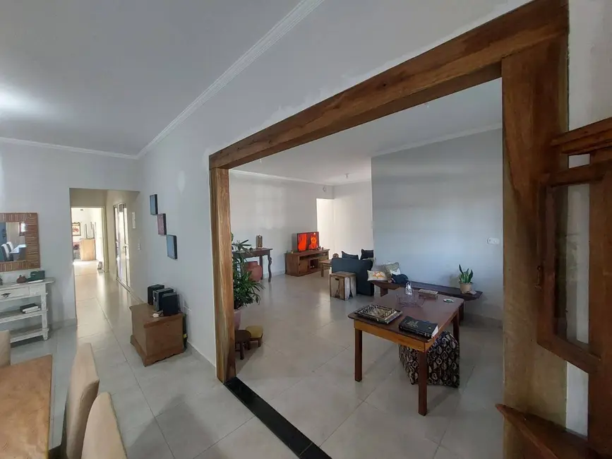 Foto 6 de Casa com 4 quartos à venda, 300m2 em Sao Pedro - SP