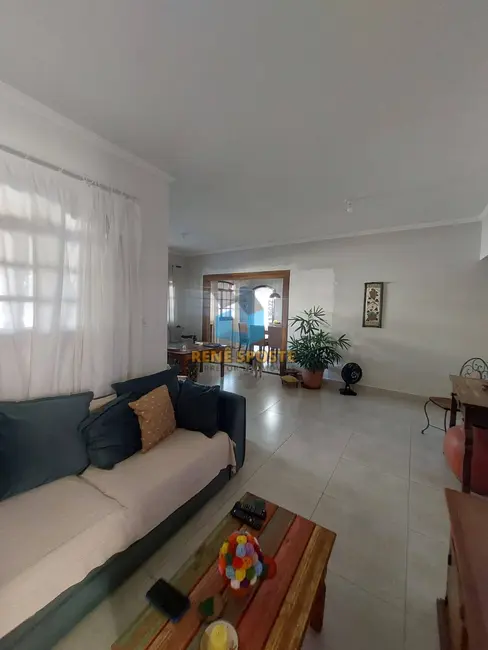 Foto 9 de Casa com 4 quartos à venda, 300m2 em Sao Pedro - SP