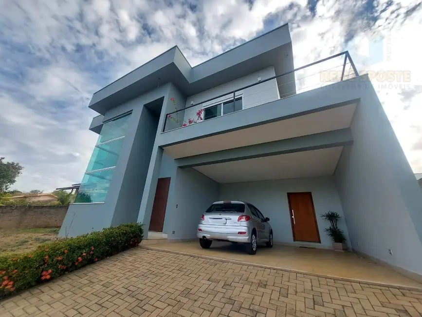 Foto 1 de Sobrado com 4 quartos à venda, 1000m2 em Sao Pedro - SP