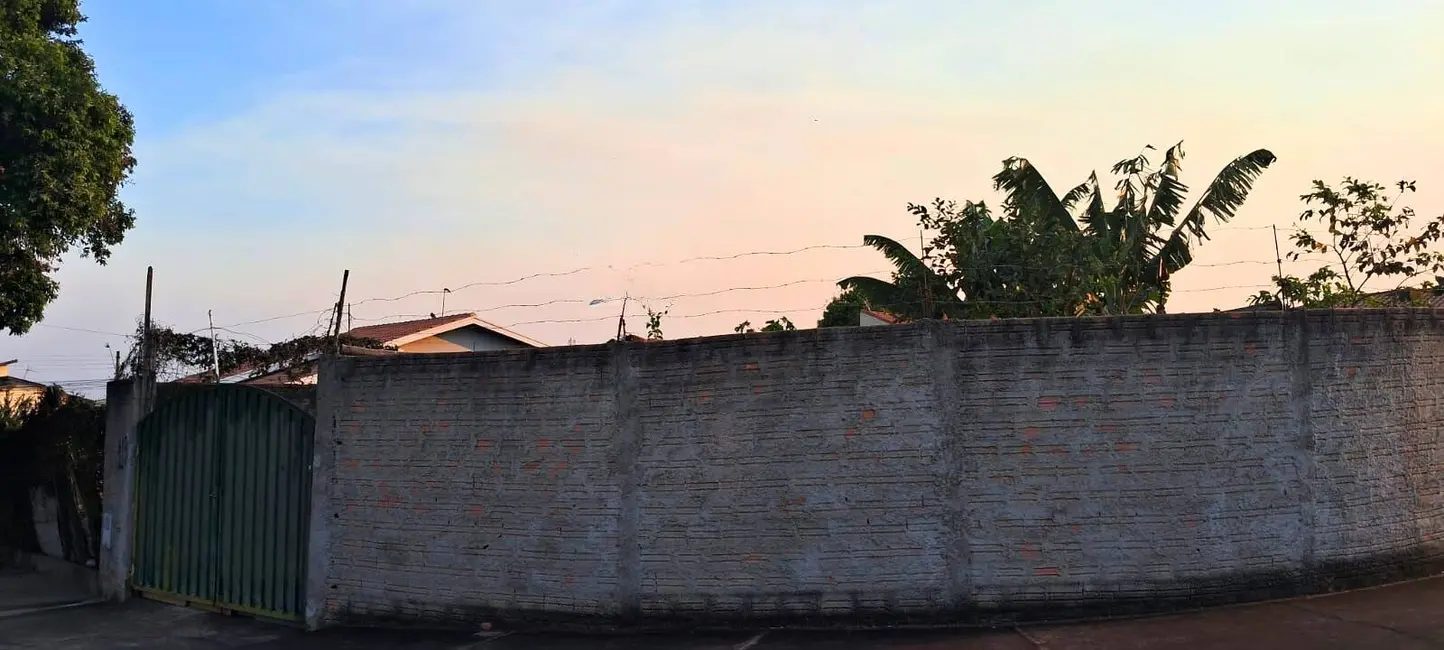 Foto 1 de Terreno / Lote à venda, 309m2 em Sao Pedro - SP