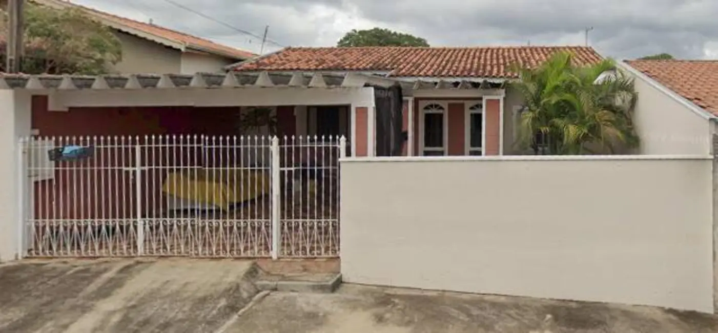 Foto 1 de Casa com 3 quartos à venda, 200m2 em Sao Pedro - SP