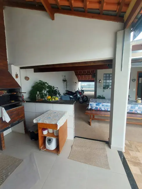 Foto 4 de Casa com 3 quartos à venda, 1000m2 em Sao Pedro - SP