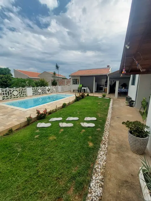 Foto 3 de Casa com 3 quartos à venda, 1000m2 em Sao Pedro - SP