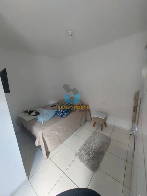 Foto 2 de Casa com 2 quartos à venda, 130m2 em Sao Pedro - SP