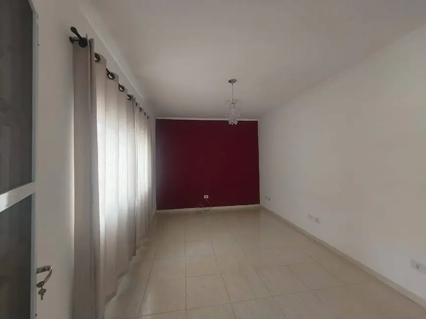 Foto 2 de Casa com 3 quartos à venda, 306m2 em Sao Pedro - SP