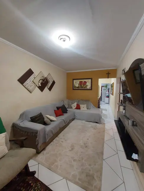 Casa com 3 quartos à venda, 270m2 em Theodoro de Souza Barros, Sao Pedro - SP - imagem 8 Foto 8 de Casa com 3 quartos à venda, 270m2 em Theodoro de Souza Barros, Sao Pedro - SP