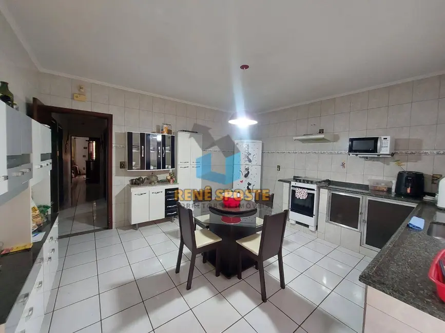 Foto 8 de Casa com 3 quartos à venda, 500m2 em Sao Pedro - SP