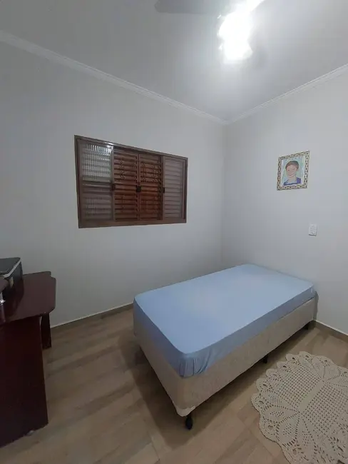 Foto 6 de Casa com 3 quartos à venda, 600m2 em Sao Pedro - SP