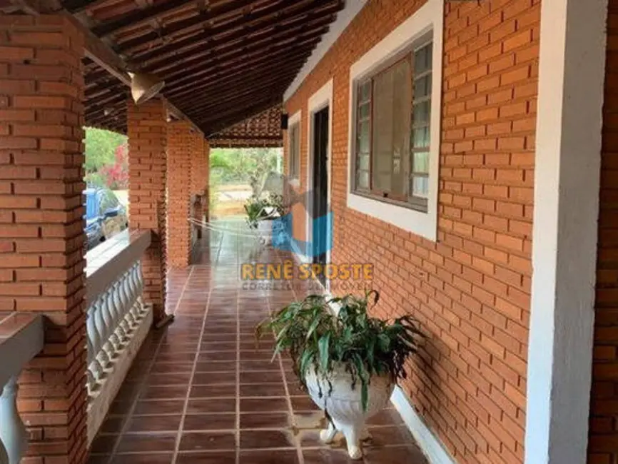 Foto 2 de Casa com 2 quartos à venda, 1000m2 em Sao Pedro - SP