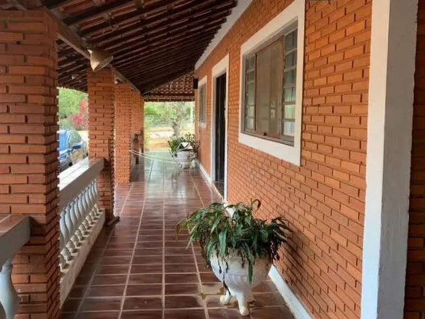 Foto 2 de Casa com 2 quartos à venda e para alugar, 1000m2 em Sao Pedro - SP