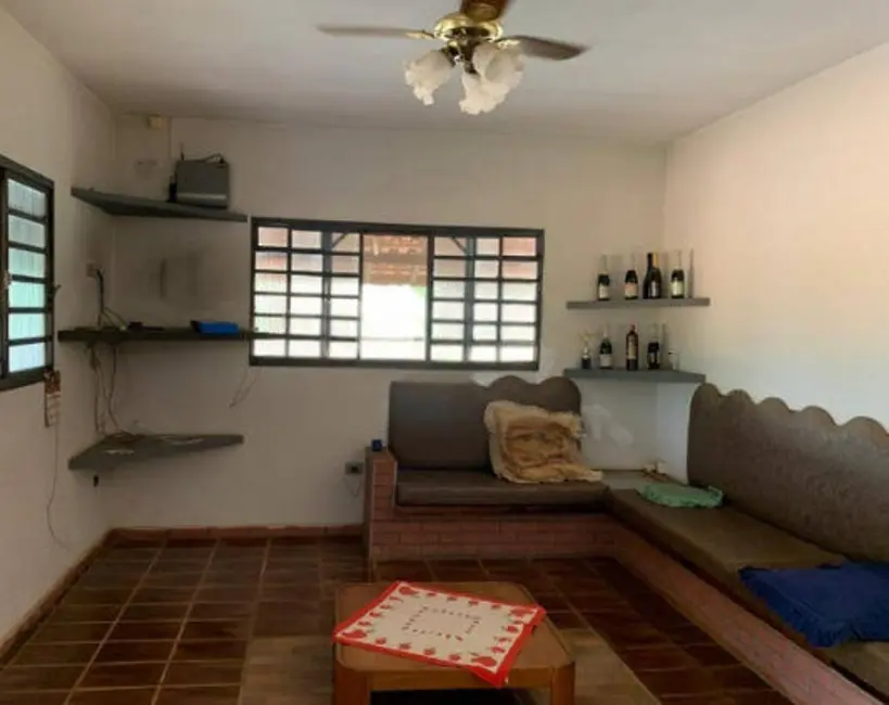 Foto 6 de Casa com 2 quartos à venda e para alugar, 1000m2 em Sao Pedro - SP