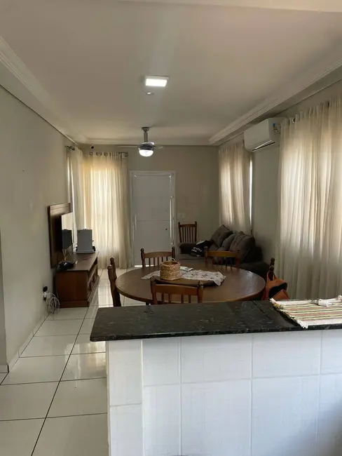 Foto 3 de Casa com 2 quartos à venda, 265m2 em Sao Pedro - SP