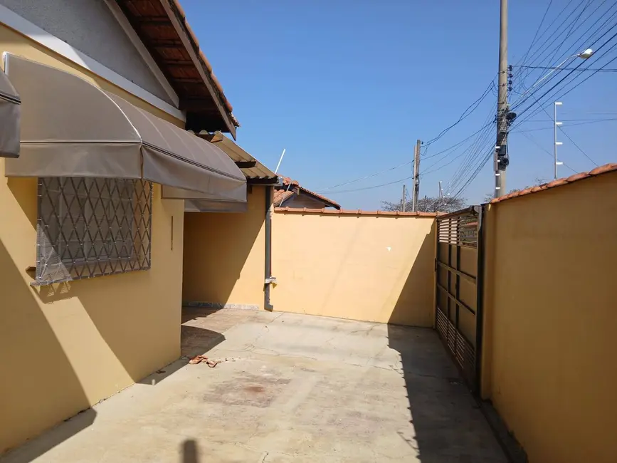 Foto 1 de Casa com 2 quartos à venda, 300m2 em Sao Pedro - SP