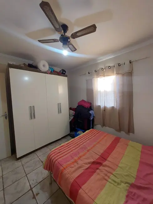 Foto 2 de Casa com 2 quartos à venda, 150m2 em Sao Pedro - SP