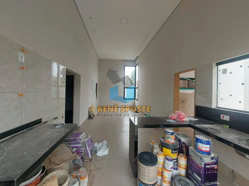 Foto 2 de Casa com 2 quartos à venda, 300m2 em Sao Pedro - SP