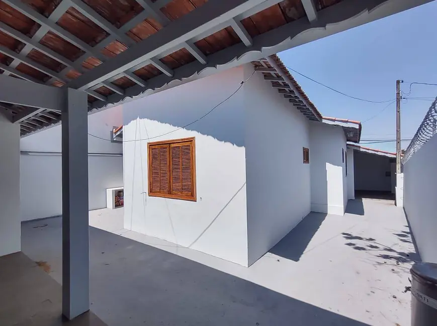 Foto 1 de Casa com 2 quartos à venda, 300m2 em Sao Pedro - SP