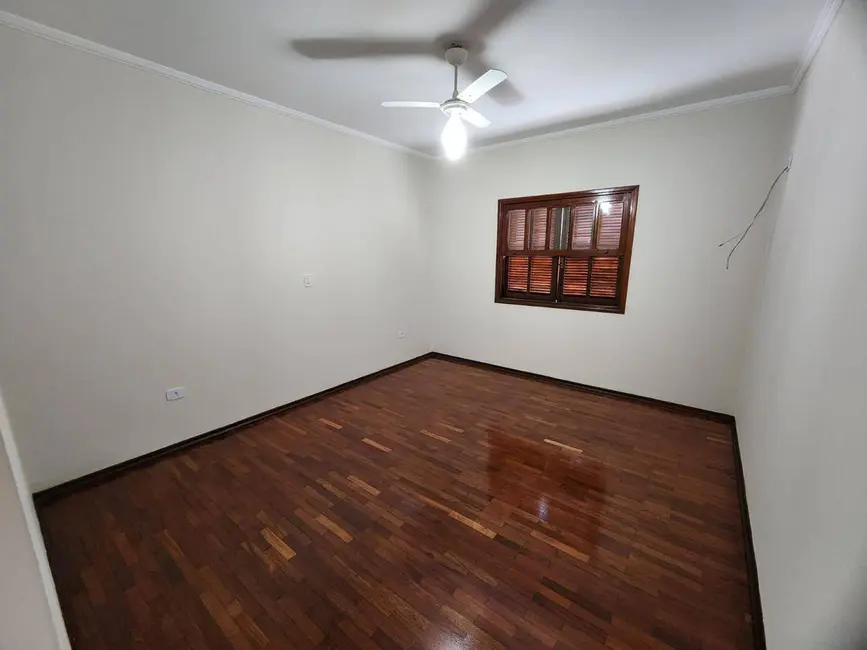 Foto 5 de Casa com 2 quartos à venda, 300m2 em Sao Pedro - SP