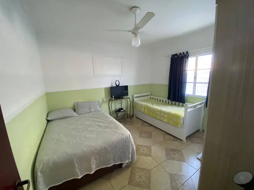 Foto 9 de Casa com 2 quartos à venda, 363m2 em Sao Pedro - SP