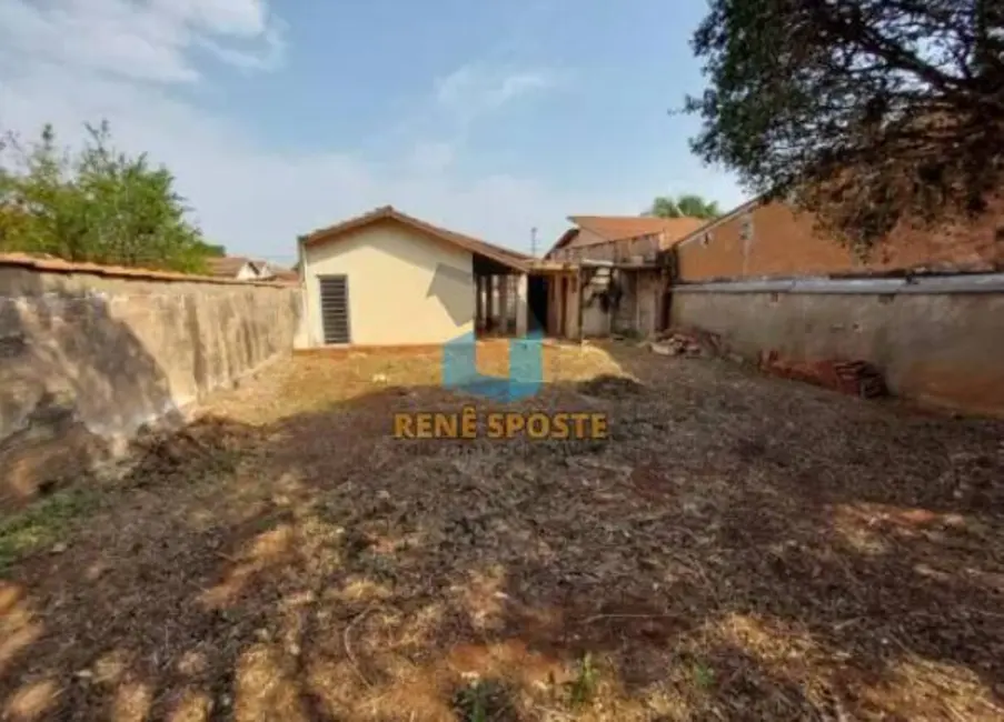 Foto 2 de Casa com 2 quartos à venda, 400m2 em Sao Pedro - SP