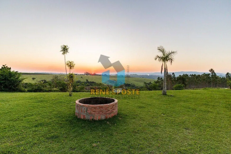 Foto 2 de Sítio / Rancho com 6 quartos à venda, 14m2 em Sao Pedro - SP