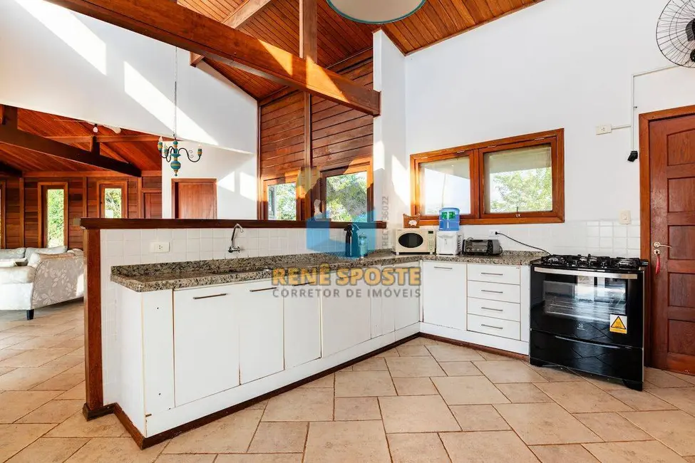 Foto 4 de Sítio / Rancho com 6 quartos à venda, 14m2 em Sao Pedro - SP