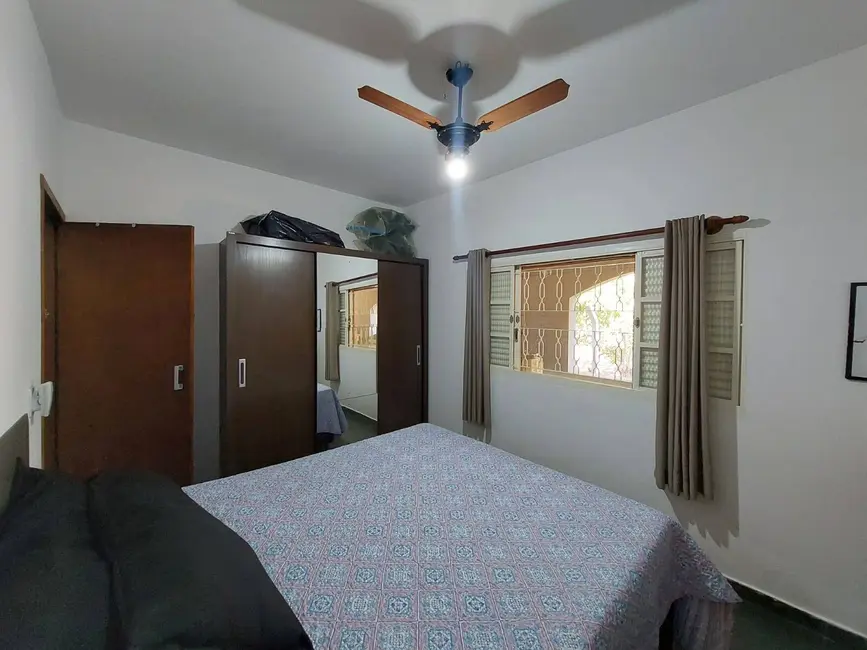 Foto 5 de Casa com 3 quartos à venda, 1000m2 em Sao Pedro - SP