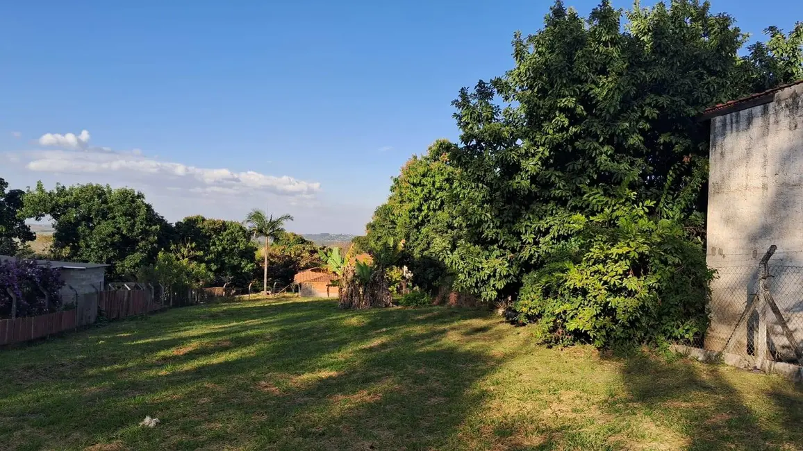 Foto 3 de Terreno / Lote à venda, 1000m2 em Sao Pedro - SP