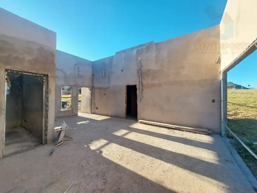 Foto 2 de Casa com 2 quartos à venda, 300m2 em Sao Pedro - SP