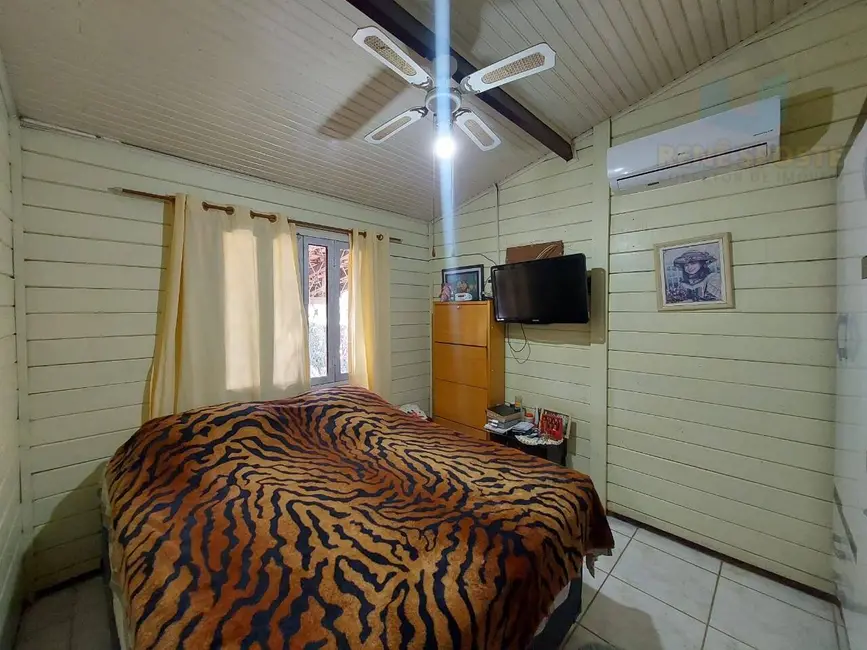 Foto 3 de Casa com 4 quartos à venda, 1000m2 em Sao Pedro - SP