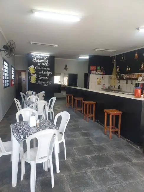 Foto 2 de Sala Comercial à venda, 200m2 em Santa Cruz, Sao Pedro - SP