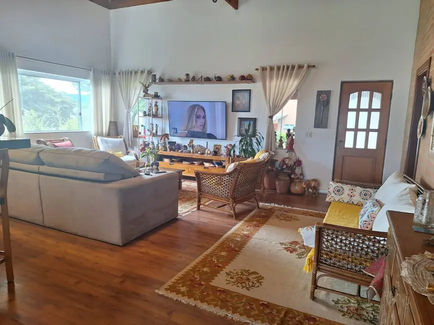 Foto 5 de Casa com 3 quartos à venda, 800m2 em Sao Pedro - SP