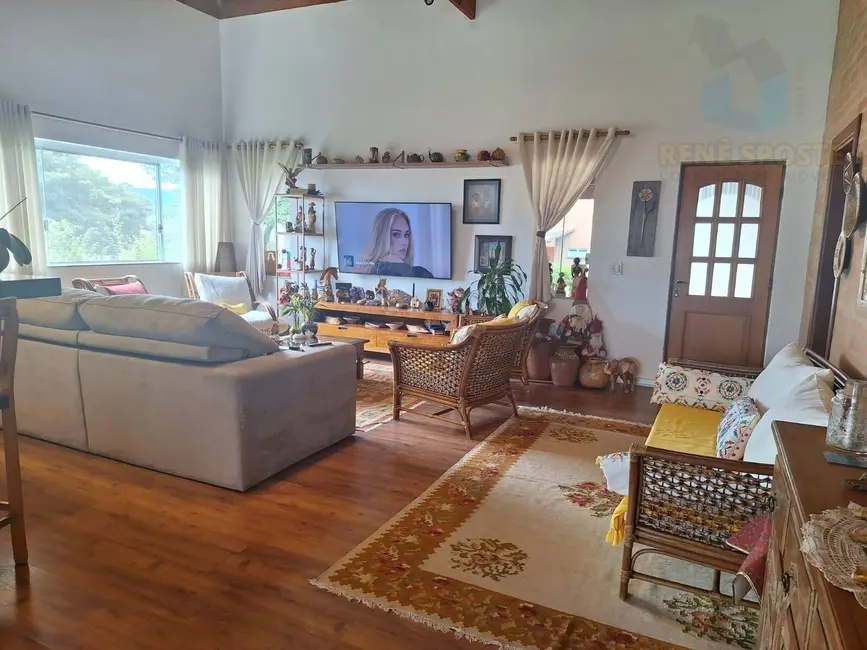 Foto 5 de Casa com 3 quartos à venda, 800m2 em Sao Pedro - SP