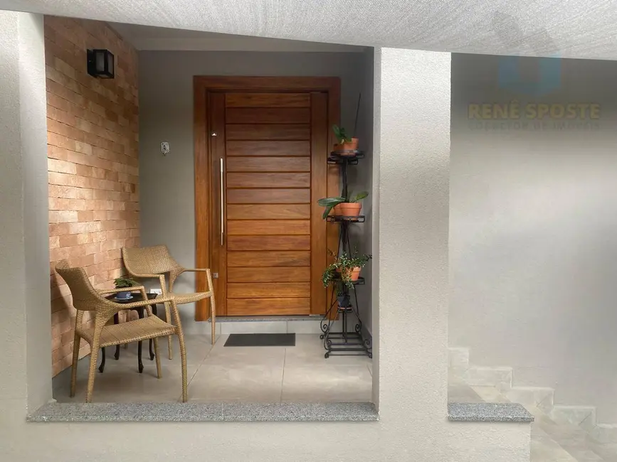 Foto 2 de Casa com 3 quartos à venda, 170m2 em Sao Pedro - SP