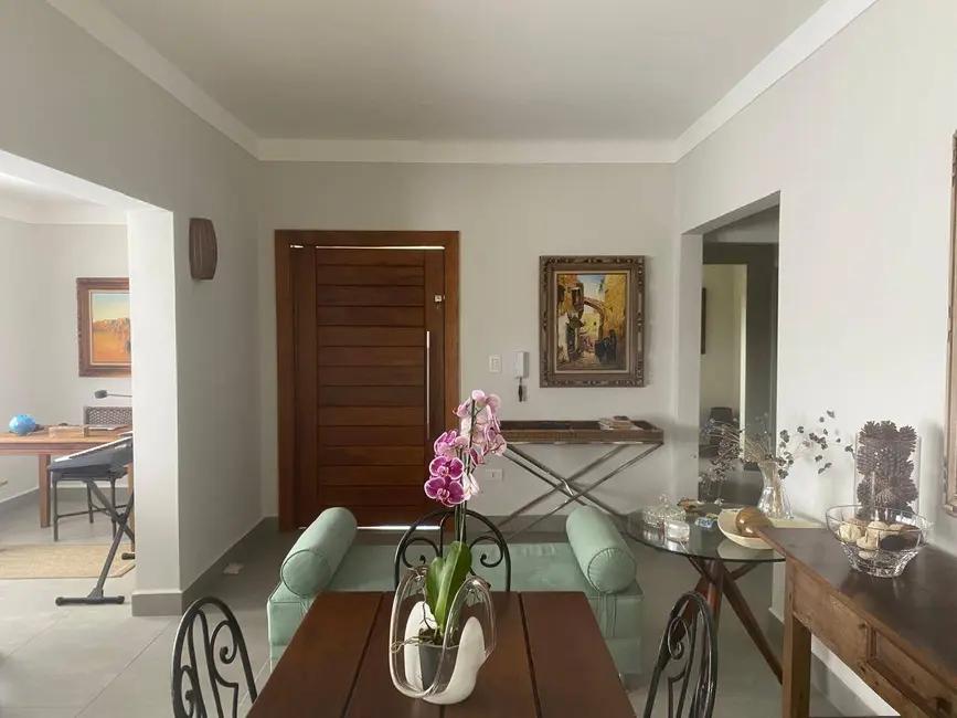 Foto 2 de Casa com 3 quartos à venda, 170m2 em Sao Pedro - SP