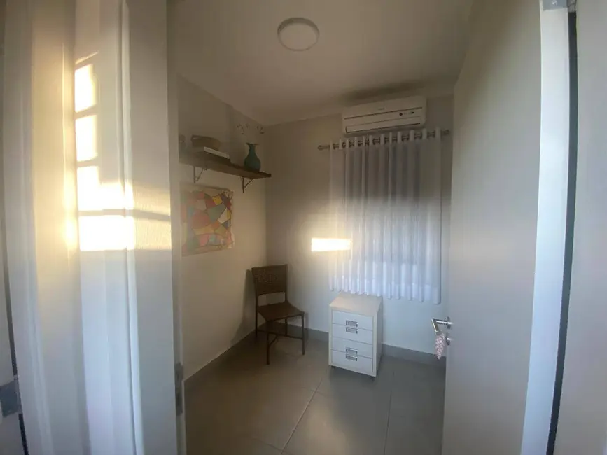 Foto 9 de Casa com 3 quartos à venda, 170m2 em Sao Pedro - SP