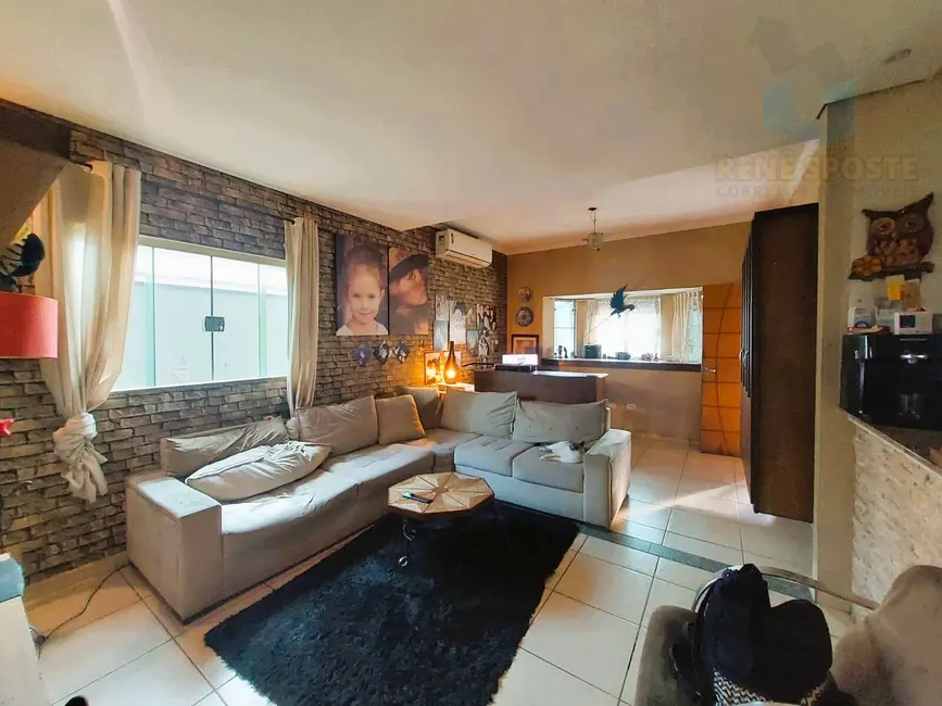 Foto 2 de Casa com 3 quartos à venda, 303m2 em Sao Pedro - SP