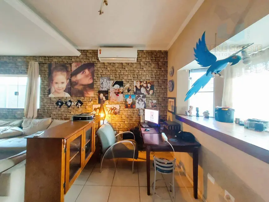 Foto 4 de Casa com 3 quartos à venda, 303m2 em Sao Pedro - SP